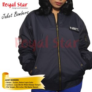 JAKET BOMBER